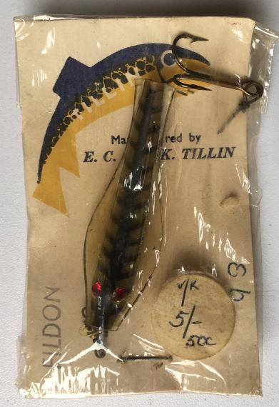 Helin Flatfish U20 Vintage 2-1/2 Wood Fishing Lure, Green Frog